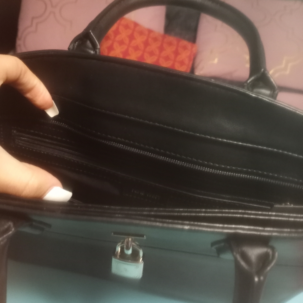 Purse - Picture 4 of 4
